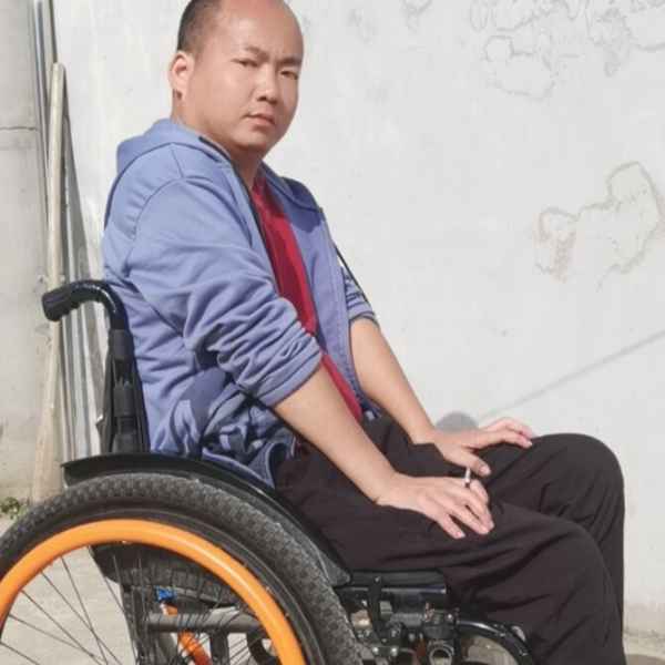 陕西35岁单身帅哥真诚找对象-防城港相亲网