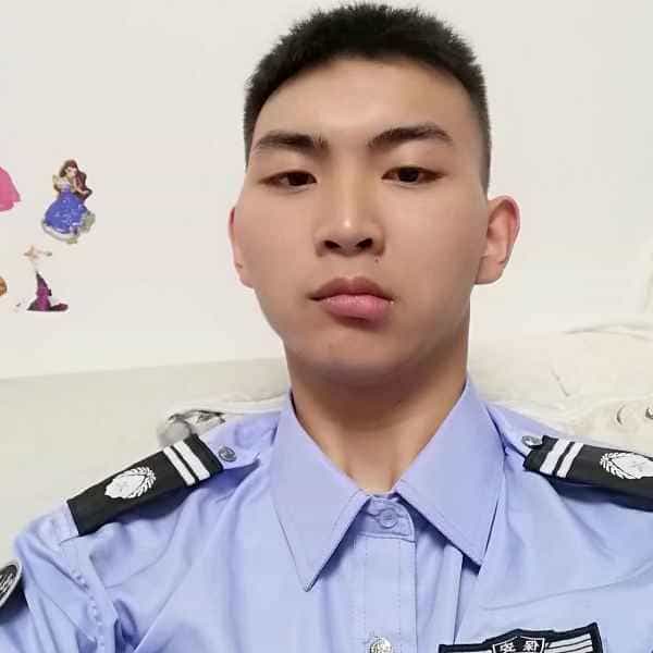 贵州26岁单身帅哥真诚找对象-防城港征婚相亲网