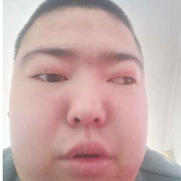 内蒙古22岁单身帅哥真诚找对象-防城港征婚相亲网