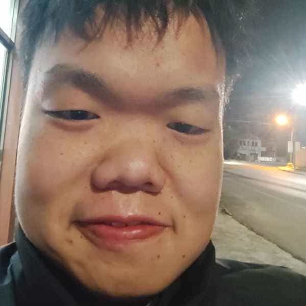 江苏25岁单身帅哥真诚找对象-防城港征婚相亲网