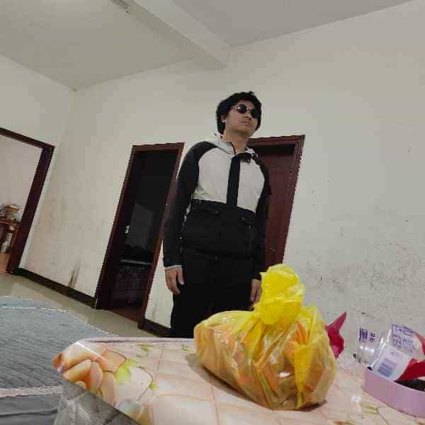 贵州26岁单身帅哥真诚找对象-防城港征婚相亲网