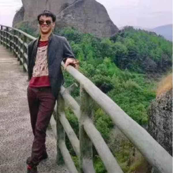 广东27岁单身帅哥真诚找对象-防城港征婚相亲网