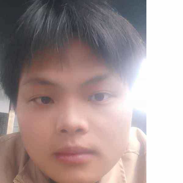 河南20岁单身帅哥真诚找对象-防城港征婚相亲网