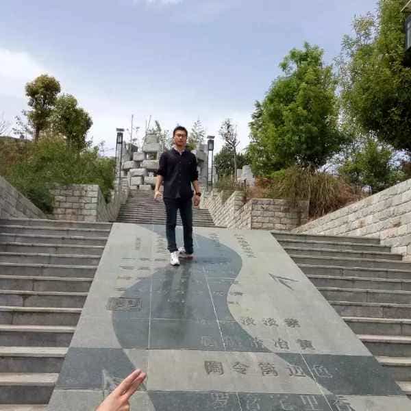 陕西27岁单身帅哥真诚找对象-防城港征婚相亲网