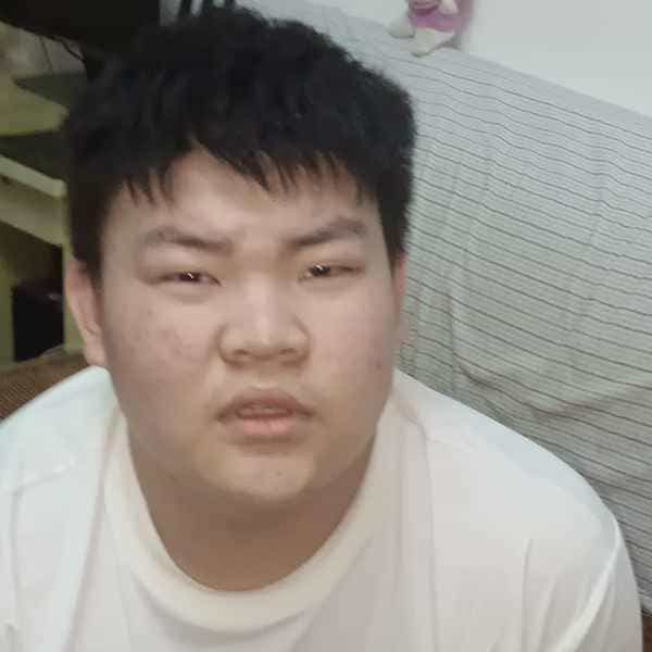 江苏20岁单身帅哥真诚找对象-防城港征婚相亲网