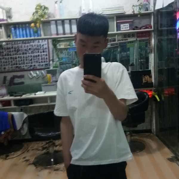河南23岁单身帅哥真诚找对象-防城港征婚相亲网