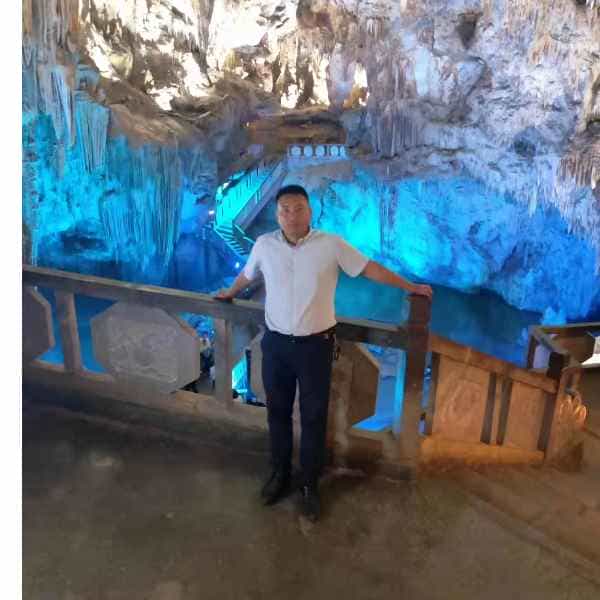 云南34岁单身帅哥真诚找对象-防城港征婚相亲网