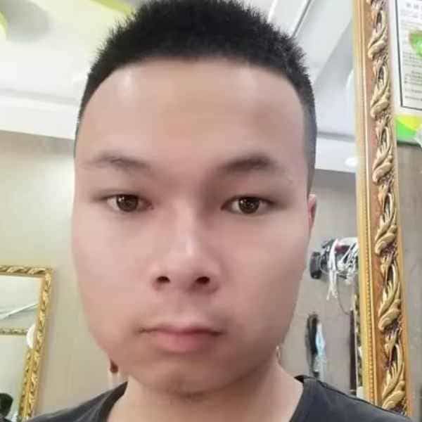 云南28岁单身帅哥真诚找对象-防城港征婚相亲网