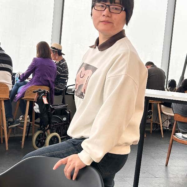 上海32岁单身美女真诚找对象-防城港征婚相亲网