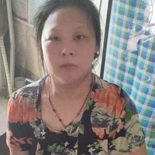 河南24岁单身美女真诚找对象-防城港征婚相亲网