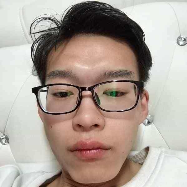 河南22岁单身帅哥真诚找对象-防城港征婚相亲网