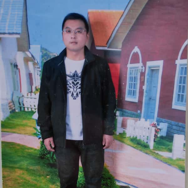 四川35岁单身帅哥真诚找对象-防城港征婚相亲网