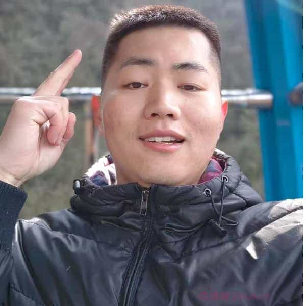 湖北27岁单身帅哥真诚找对象-防城港征婚相亲网