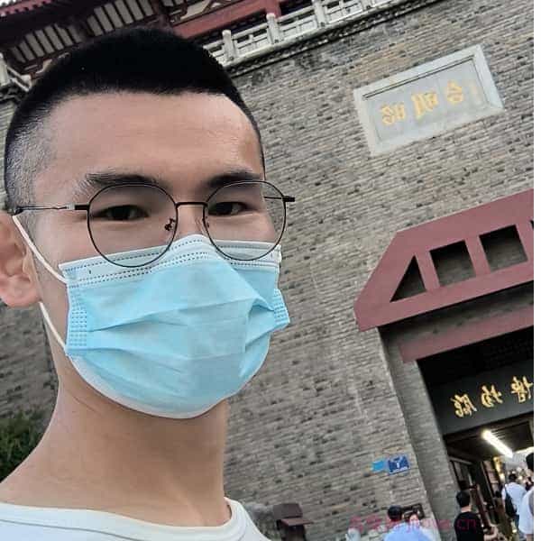 湖北29岁单身帅哥真诚找对象-防城港征婚相亲网