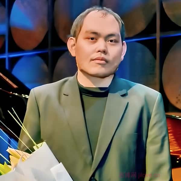 香港27岁单身帅哥真诚找对象-防城港征婚相亲网