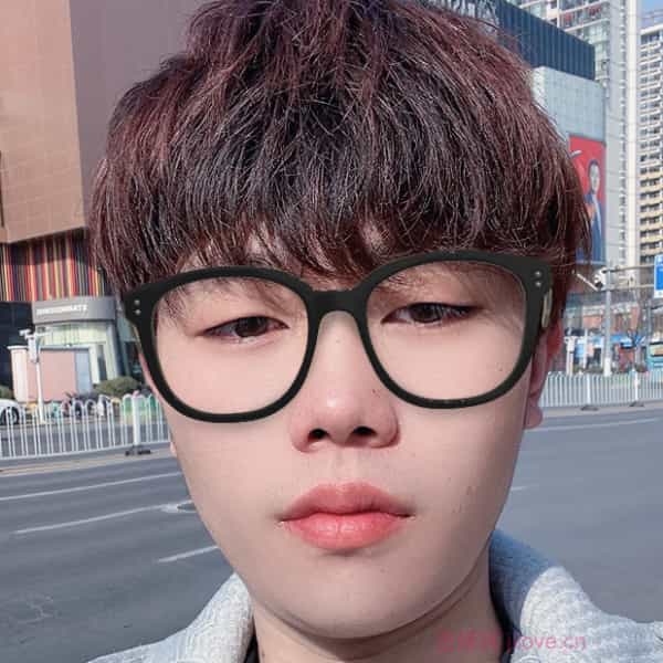 河南20岁单身帅哥真诚找对象-防城港征婚相亲网