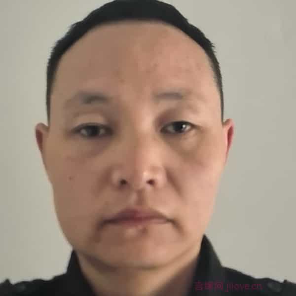 青海35岁单身帅哥真诚找对象-防城港征婚相亲网