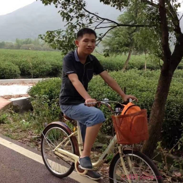 江苏26岁单身帅哥真诚找对象-防城港征婚相亲网