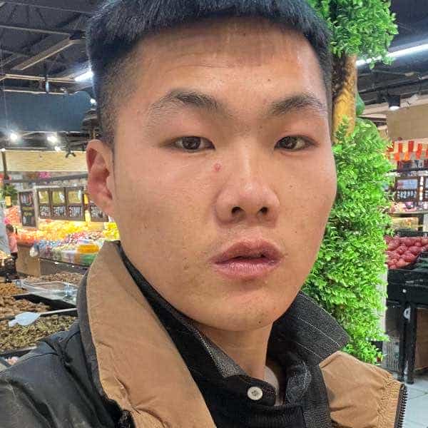 28岁岁河南单身帅哥 - 防城港吉缘网
