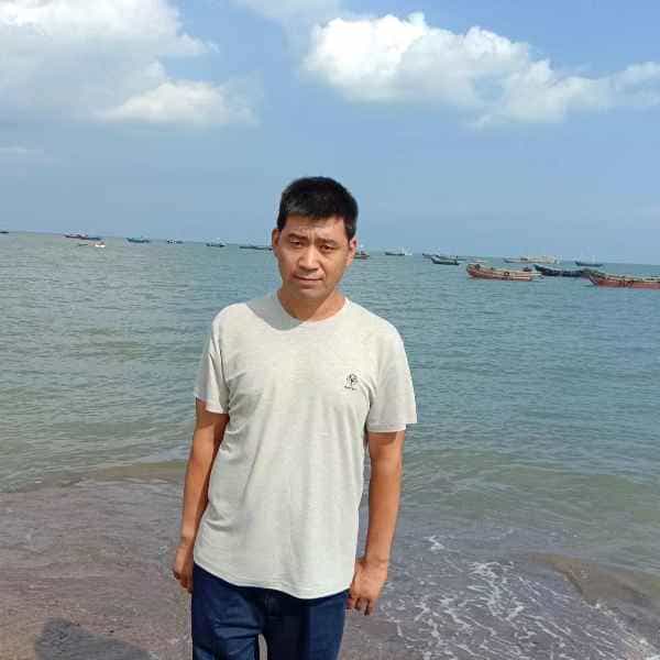 44岁岁辽宁单身帅哥 - 防城港吉缘网
