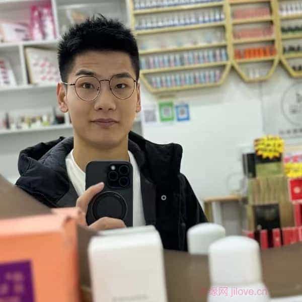 29岁岁陕西单身帅哥 - 防城港吉缘网