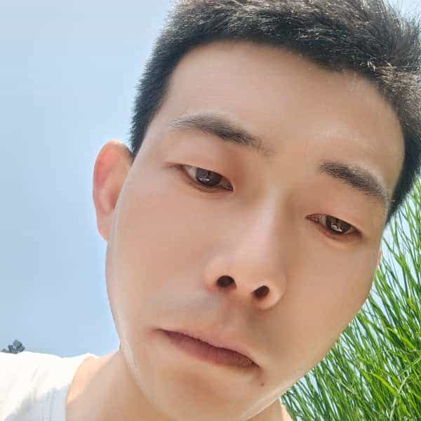 31岁岁陕西单身帅哥 - 防城港吉缘网
