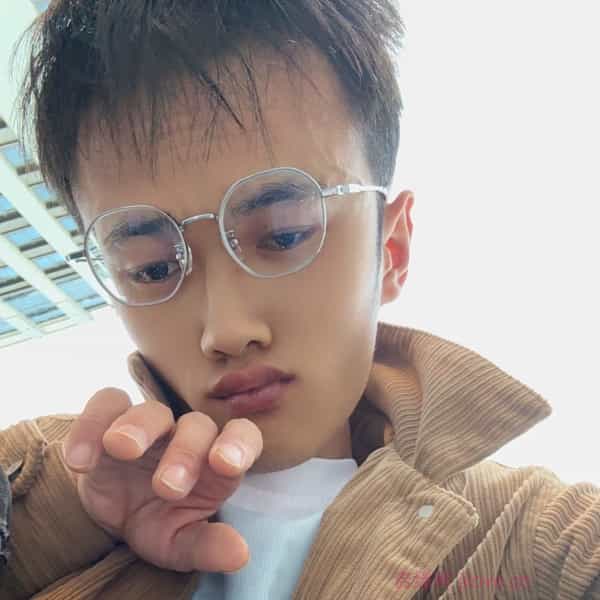 31岁岁贵州单身帅哥 - 防城港吉缘网